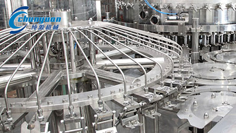 啤酒灌裝機(jī) 啤酒灌裝機(jī)